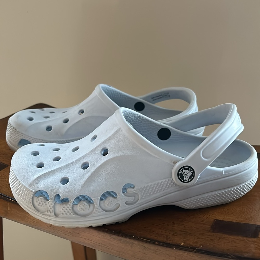 Light blue Crocs - Picture 2 of 6